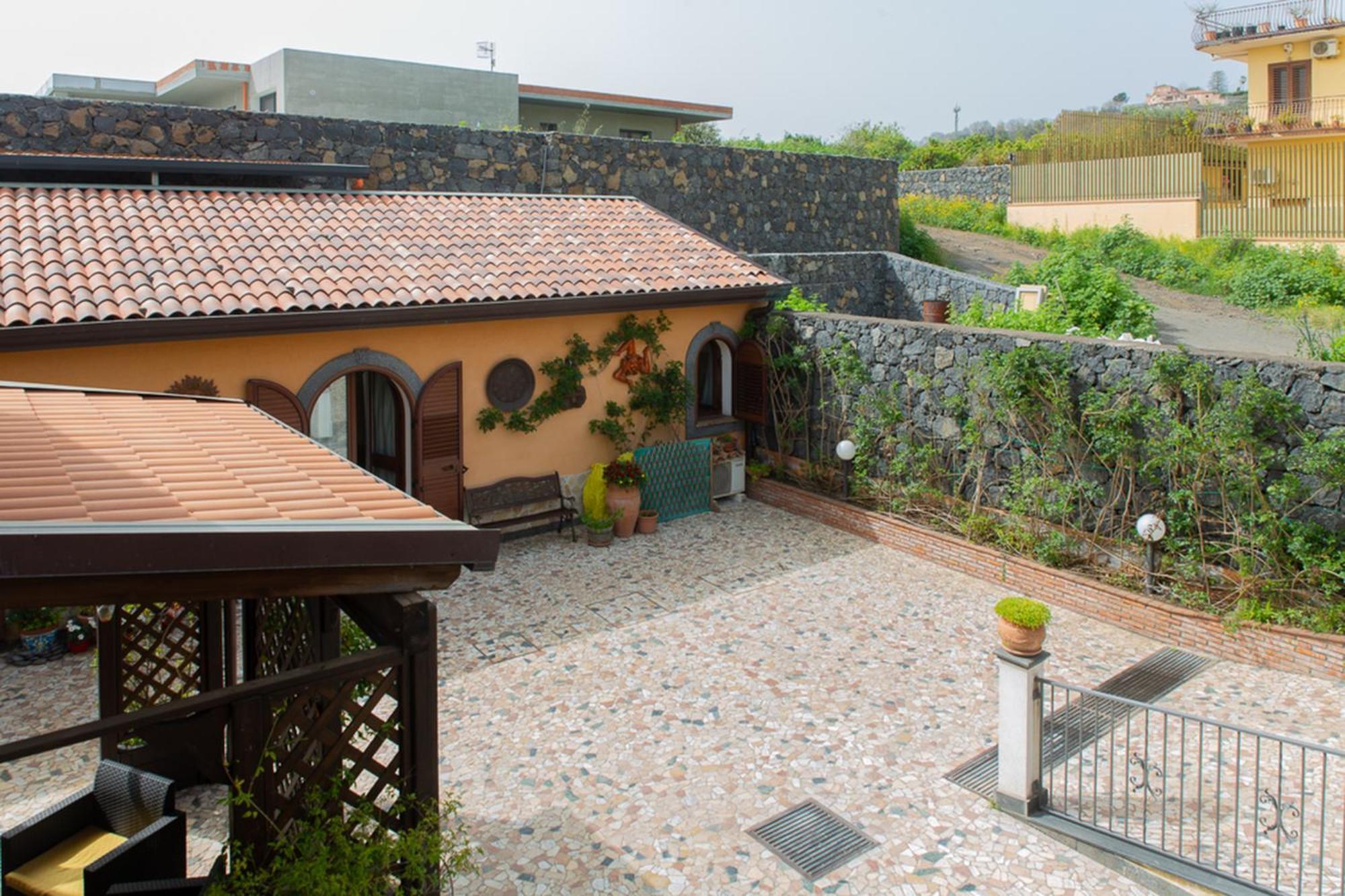 B&B Villa Liliya Fiumefreddo di Sicilia Luaran gambar