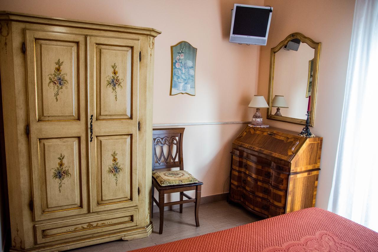 B&B Villa Liliya Fiumefreddo di Sicilia Luaran gambar